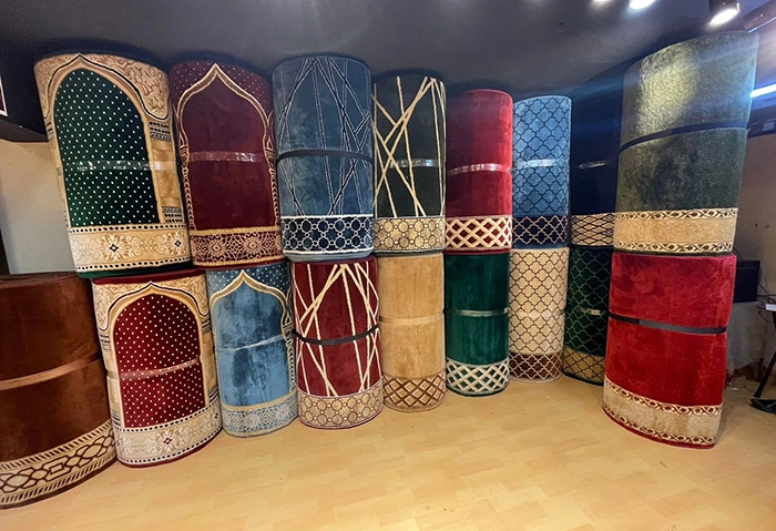 شحنة سجاد مساجد بعرض ٤ متر جاهزة للتصدير من مصنع پامچال في إيران